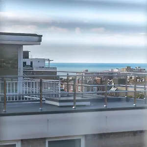 lovely-apartment-with-spectacular-views-parking.brighton-hotels-england.com/